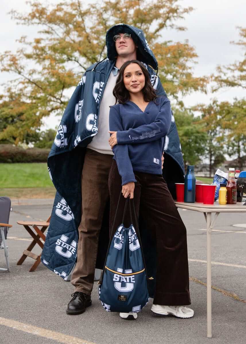 Utah State Aggies Hooded Stadium Blanket - Everywhere Blanket - Image 2
