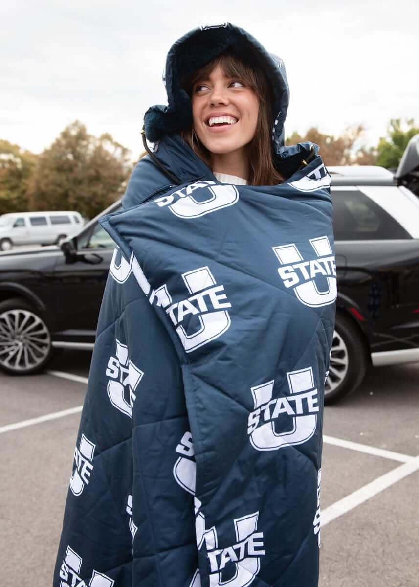 Utah State Aggies Hooded Stadium Blanket - Everywhere Blanket - Image 3