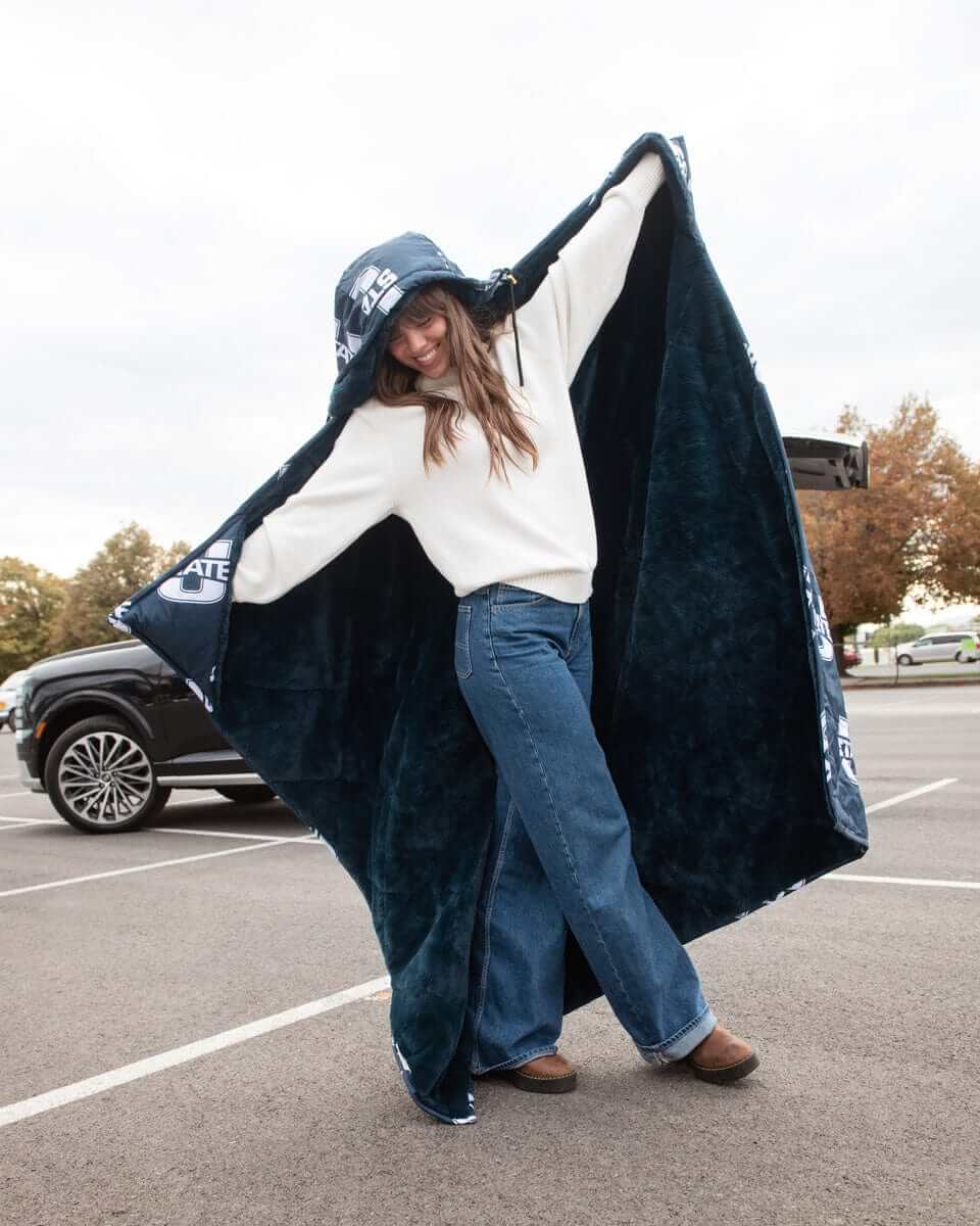 Utah State Aggies Hooded Stadium Blanket - Everywhere Blanket - Image 4
