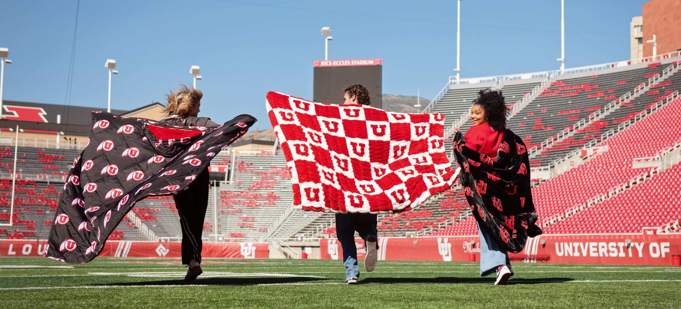 University of Utah Utes Hooded Stadium Blanket - Everywhere Blanket - Image 4