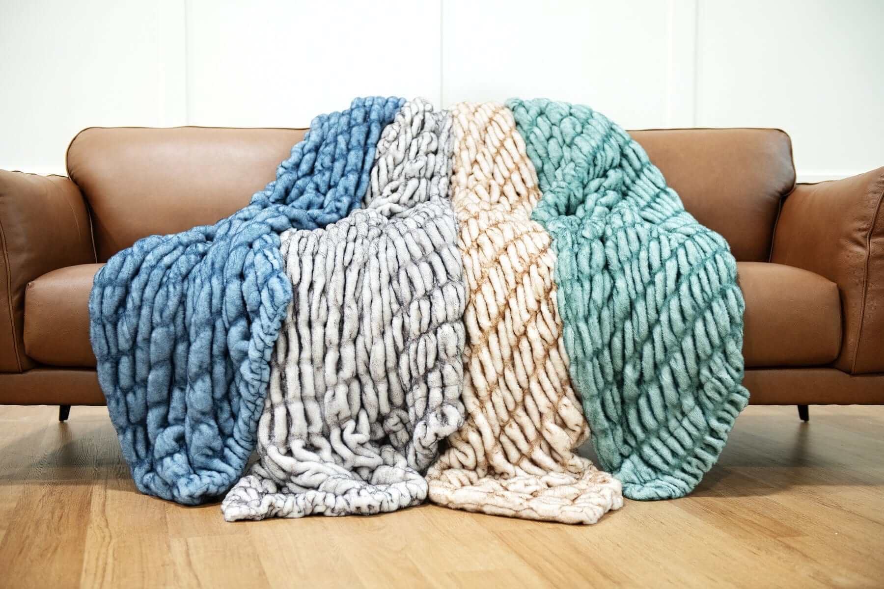 Hugs Jade Blanket - Image 6