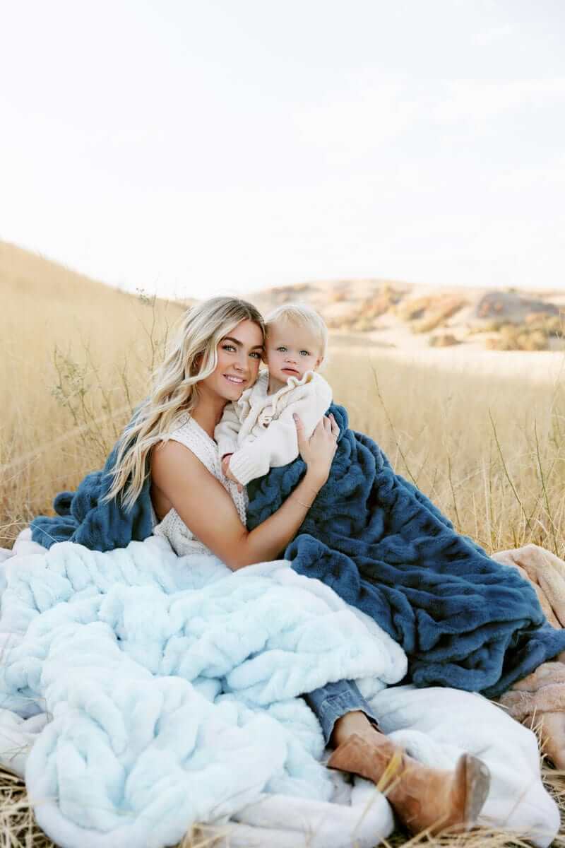 Hugs Midnight Blue Blanket - Image 6