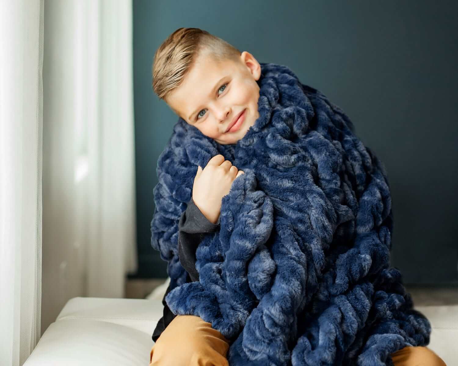 Hugs Navy Blanket - Image 4