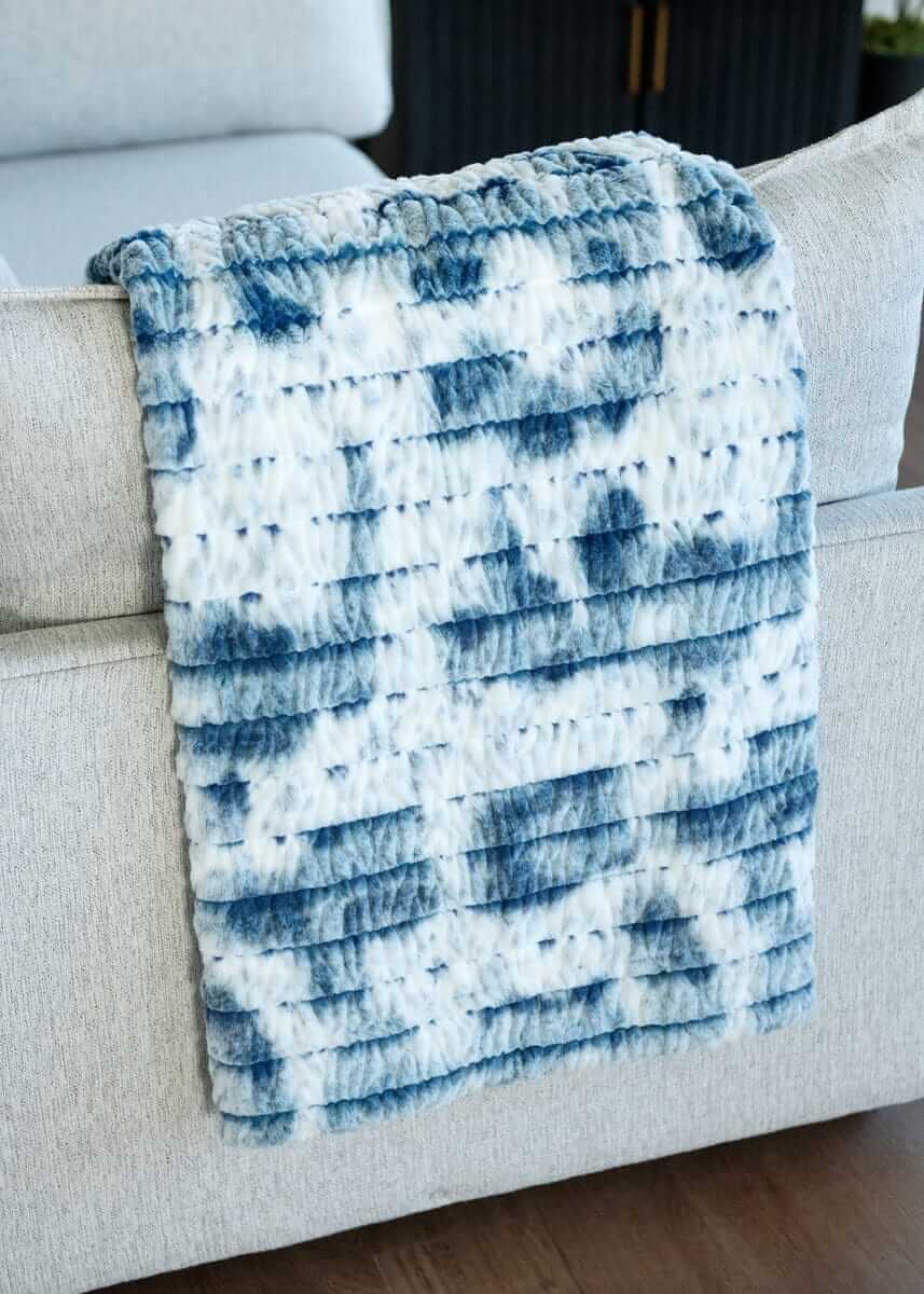 Sandra Plush Navy Blanket